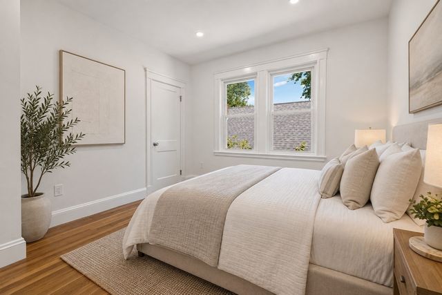 7 Richard Ave 3, Cambridge, MA 02140
