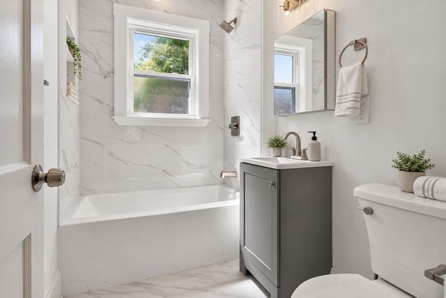 7 Richard Ave 3, Cambridge, MA 02140