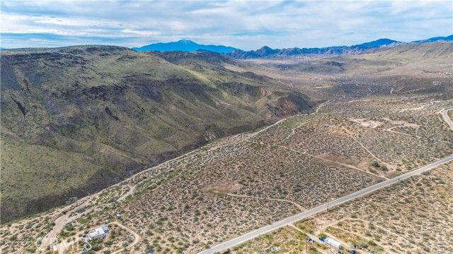 55455 Pipes Canyon, Pioneertown, CA 92268