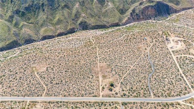55455 Pipes Canyon, Pioneertown, CA 92268