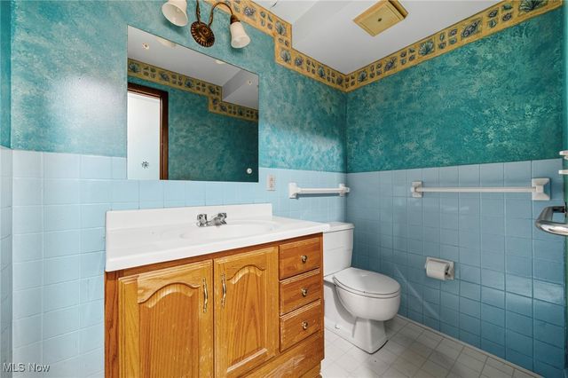 285 Skylane Drive, Northfield, OH 44067