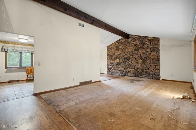 285 Skylane Drive, Northfield, OH 44067