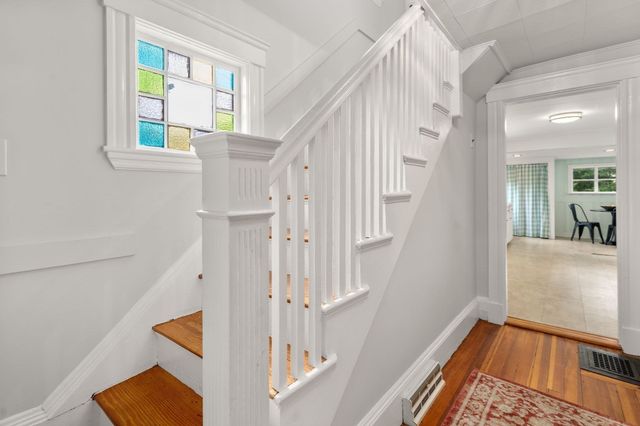 19 New Hampshire Avenue, Natick, MA 01760