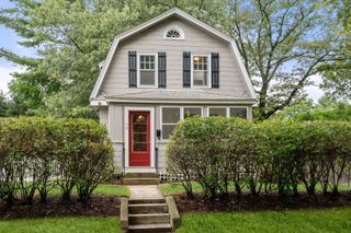 19 New Hampshire Avenue, Natick, MA 01760