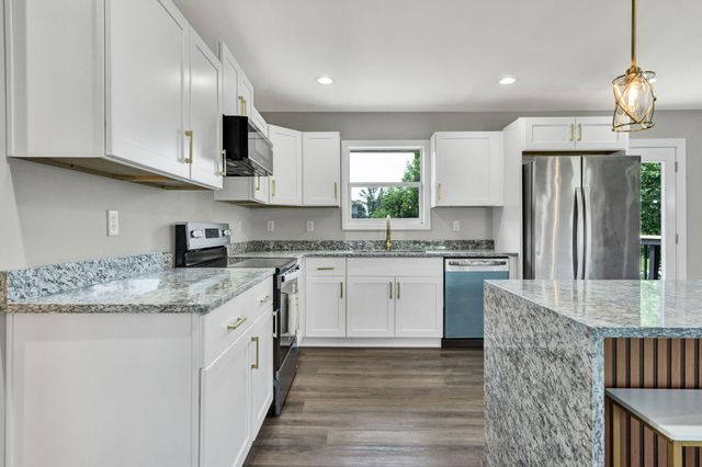 8164 Holly Crest Drive, Chattanooga, TN 37421