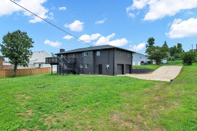8164 Holly Crest Drive, Chattanooga, TN 37421