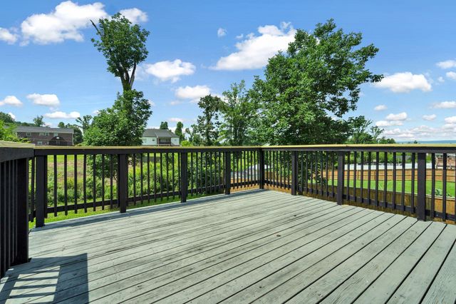 8164 Holly Crest Drive, Chattanooga, TN 37421