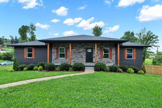 8164 Holly Crest Drive, Chattanooga, TN 37421