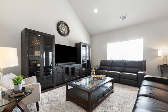 213 Bremen ST, Georgetown, TX 78626