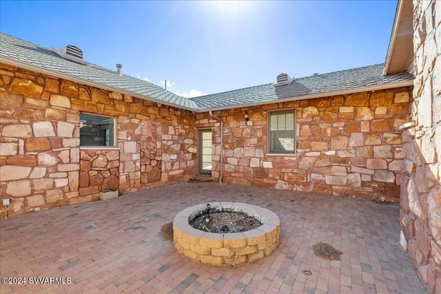 35 Gassaway Place, Sedona, AZ 86336