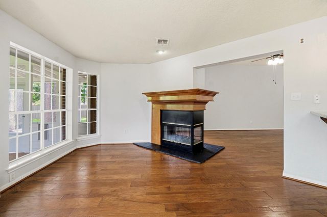 7314 Charred Pine Drive, Magnolia, TX 77354