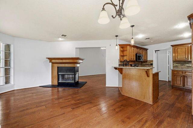 7314 Charred Pine Drive, Magnolia, TX 77354