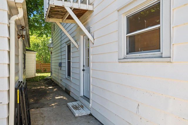 1120 N BADGER AVENUE, Appleton, WI 54914