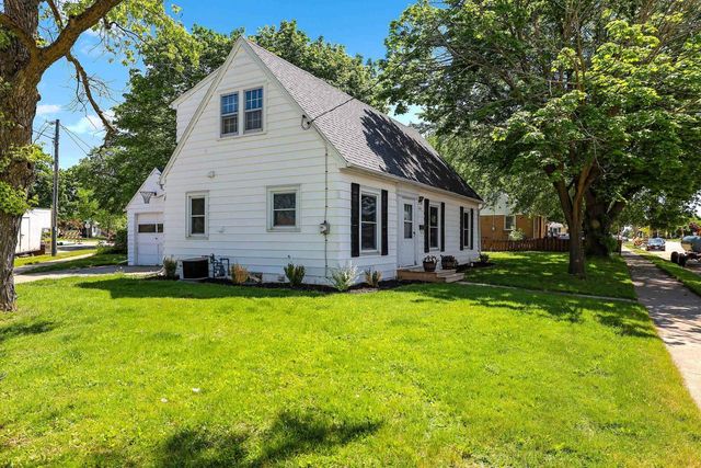 1120 N BADGER AVENUE, Appleton, WI 54914