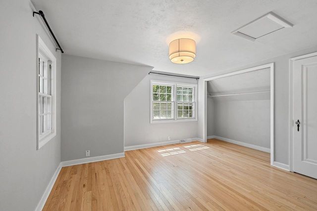 1120 N BADGER AVENUE, Appleton, WI 54914