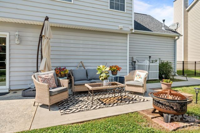 5550 Mt Mansfield Road, Charlotte, NC 28278