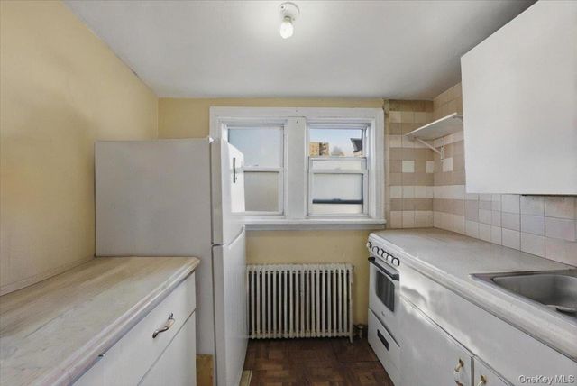 139-72 86th Road, Jamaica, NY 11435