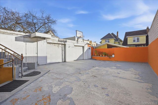 139-72 86th Road, Jamaica, NY 11435