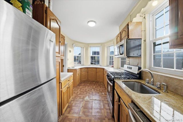 139-72 86th Road, Jamaica, NY 11435