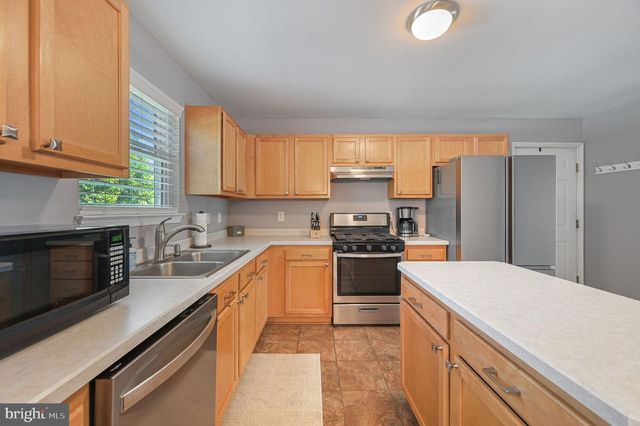 9 BIG POND DR, Milford, DE 19963