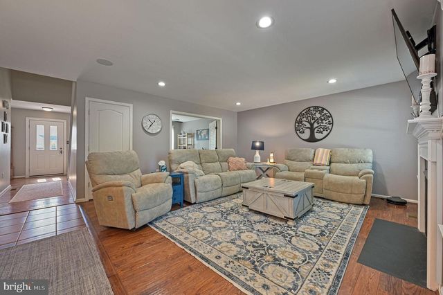 9 BIG POND DR, Milford, DE 19963