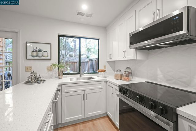 442 Westcliffe Pl., Walnut Creek, CA 94597