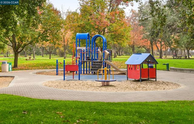 442 Westcliffe Pl., Walnut Creek, CA 94597