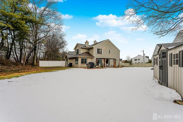 32 Rice Run, East Brunswick, NJ 08816