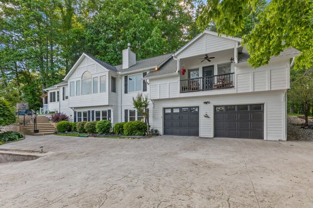 1925 Lakeview Summit Drive, Young Harris, GA 30582