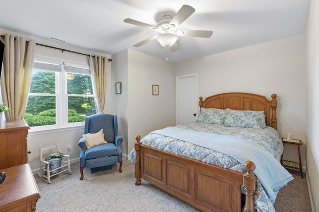 1925 Lakeview Summit Drive, Young Harris, GA 30582