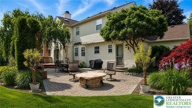 1738 Crownwood Street, Salisbury Twp, PA 18103