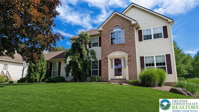 1738 Crownwood Street, Salisbury Twp, PA 18103