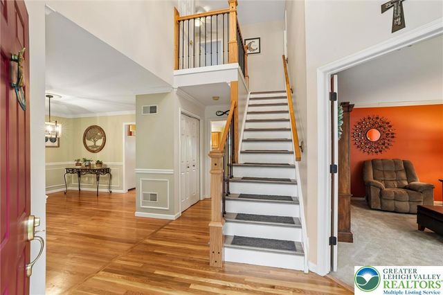 1738 Crownwood Street, Salisbury Twp, PA 18103