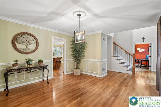 1738 Crownwood Street, Salisbury Twp, PA 18103