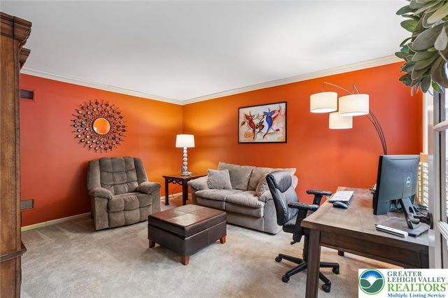 1738 Crownwood Street, Salisbury Twp, PA 18103