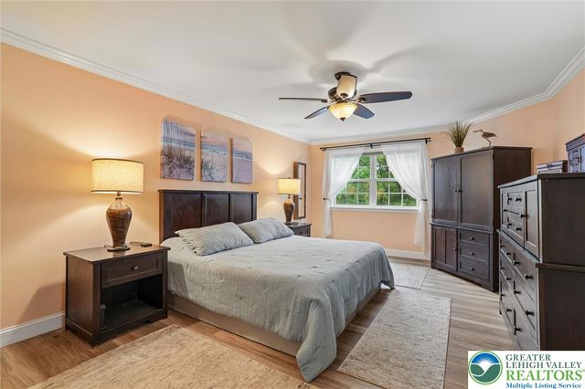1738 Crownwood Street, Salisbury Twp, PA 18103