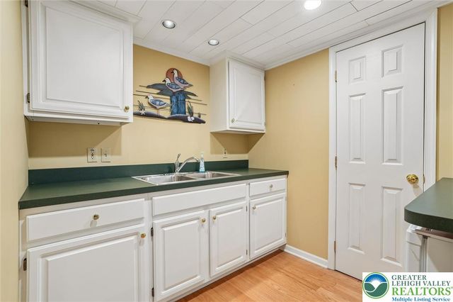 1738 Crownwood Street, Salisbury Twp, PA 18103