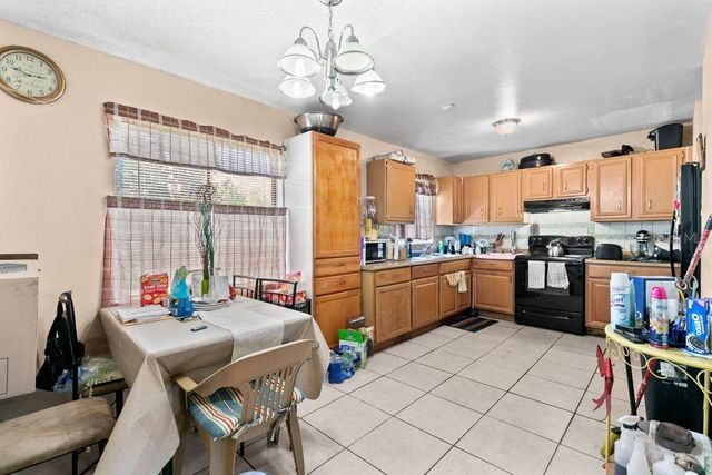 1211 POPPY AVENUE, Orlando, FL 32811