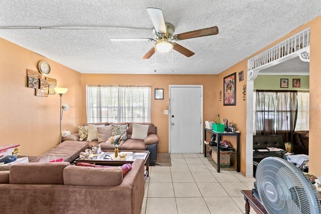 1211 POPPY AVENUE, Orlando, FL 32811