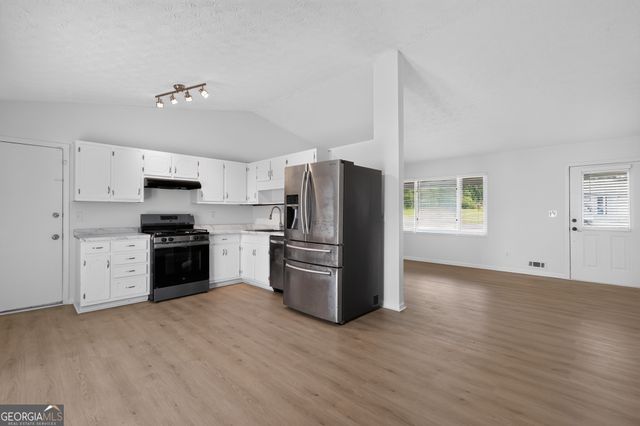 3217 Canterbury Trail, Rex, GA 30273