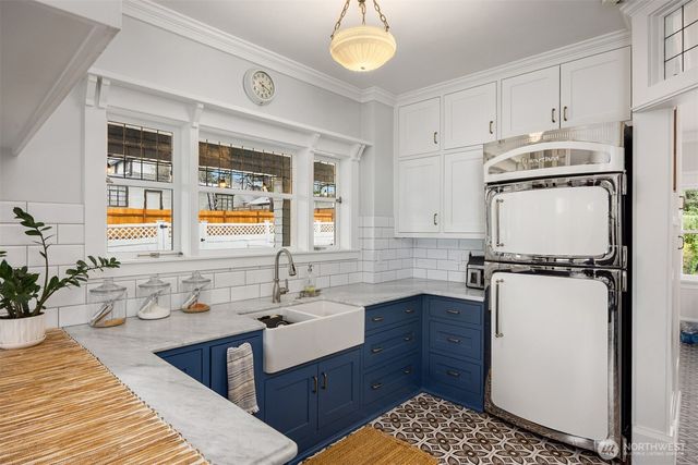 312 Avenue D, Snohomish, WA 98290