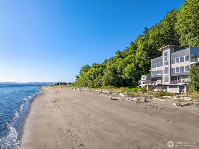 27865 Sandy Beach Lane NE, Kingston, WA 98346