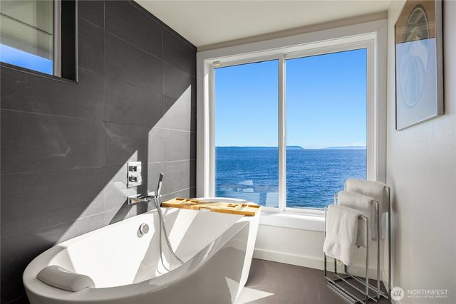 27865 Sandy Beach Lane NE, Kingston, WA 98346
