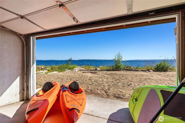 27865 Sandy Beach Lane NE, Kingston, WA 98346
