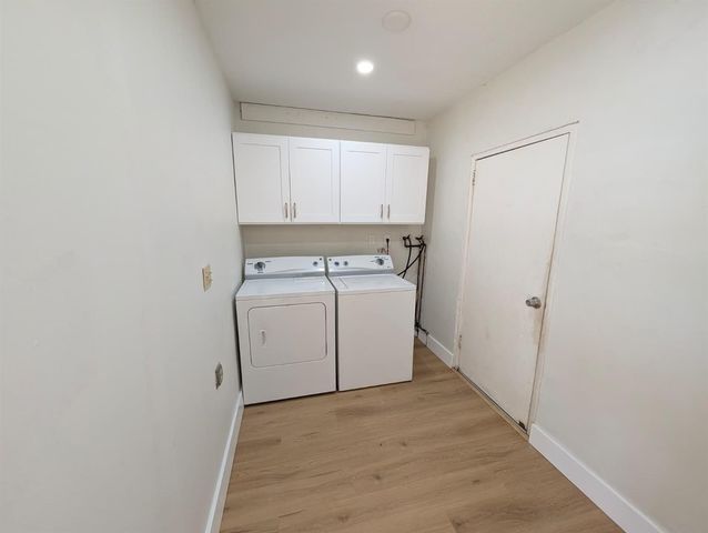 621 NE 56th Street, Oakland Park, FL 33334