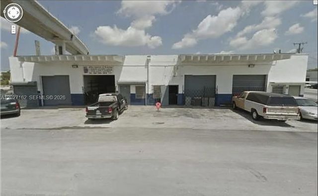 3805 NW 35th Avenue, Miami, FL 33142