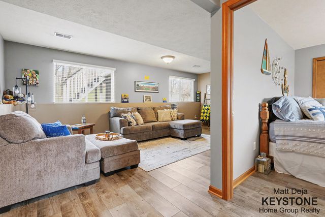 3567 Jacobs Corner Road NE, Rockford, MI 49341