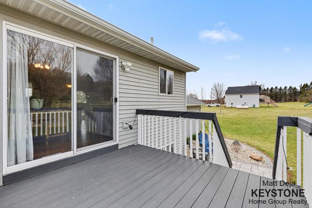 3567 Jacobs Corner Road NE, Rockford, MI 49341