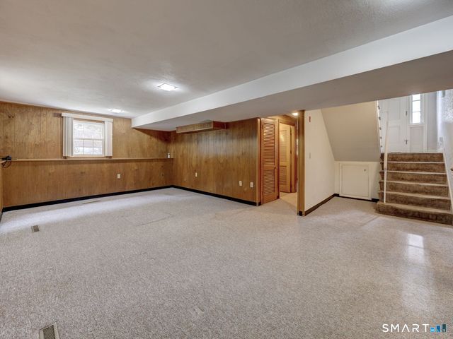390 Ballfall Road, Middletown, CT 06457