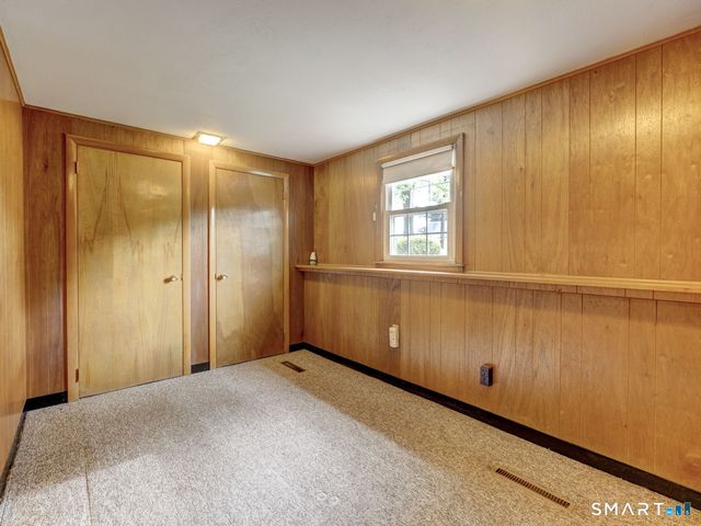 390 Ballfall Road, Middletown, CT 06457